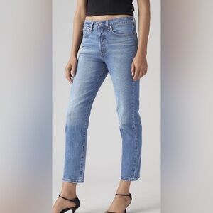 Levi’s Wedgie Straight Jeans